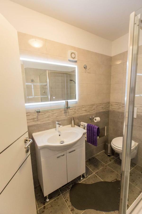Apartment Amelia Pula Buitenkant foto