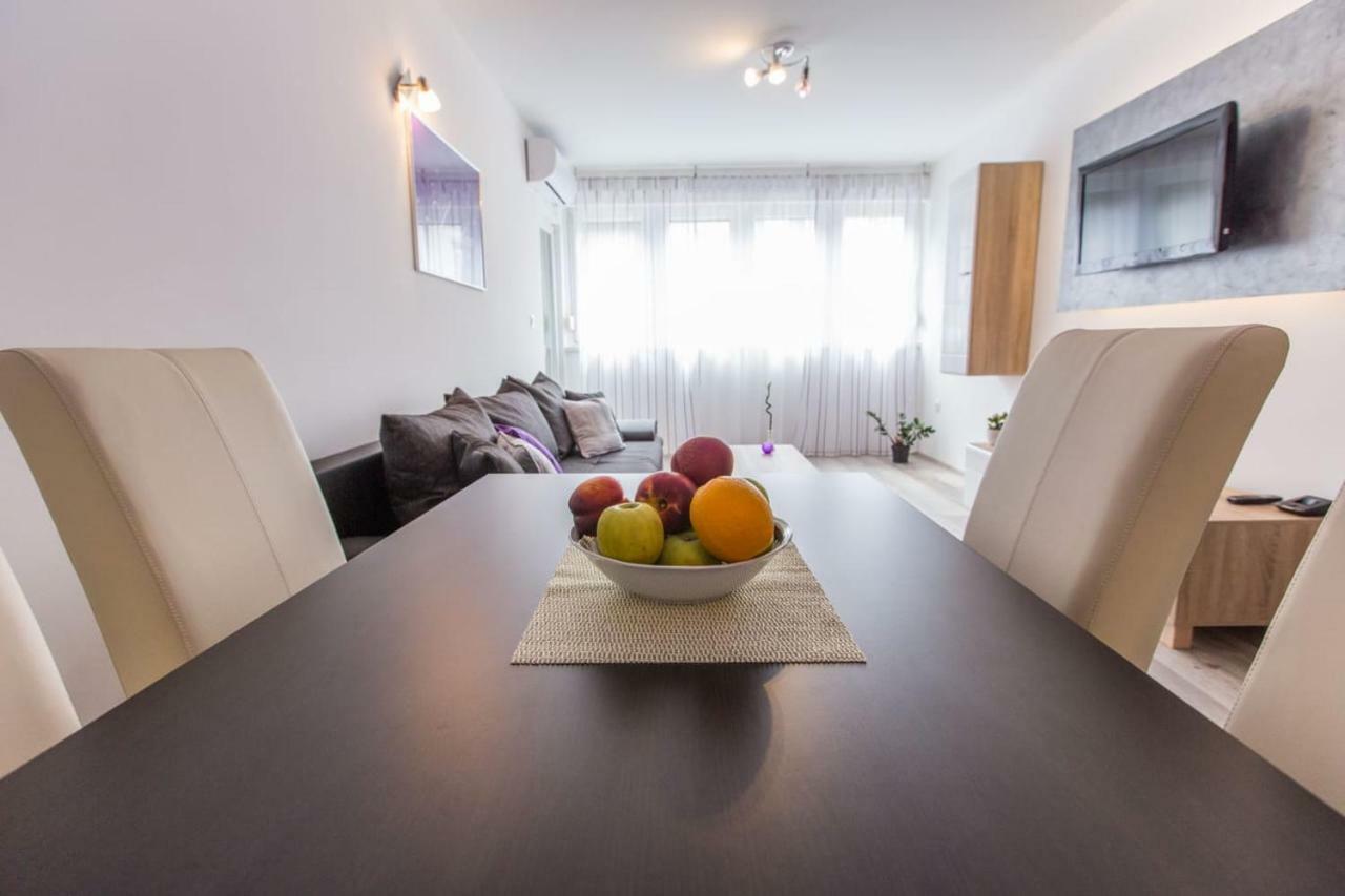 Apartment Amelia Pula Buitenkant foto